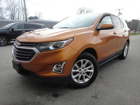 Used 2018 Chevrolet Equinox LT image 1