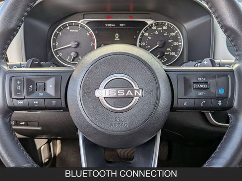 Used 2024 Nissan Rogue SV w/ SV Premium Package FWD image 12