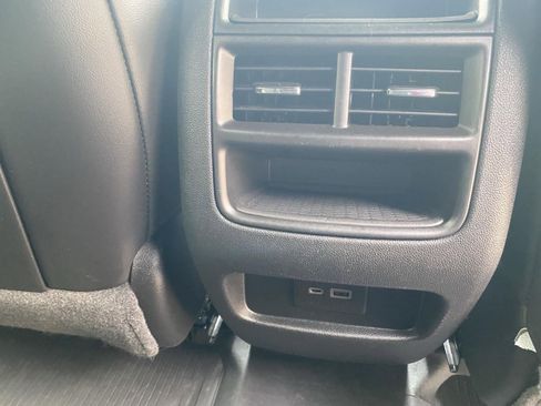 Used 2021 Cadillac XT5 Premium Luxury w/ LPO, Floor Liner Package AWD/4WD image 29