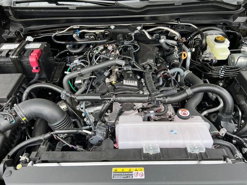 New 2026 Toyota Tacoma SR5 AWD/4WD image 9