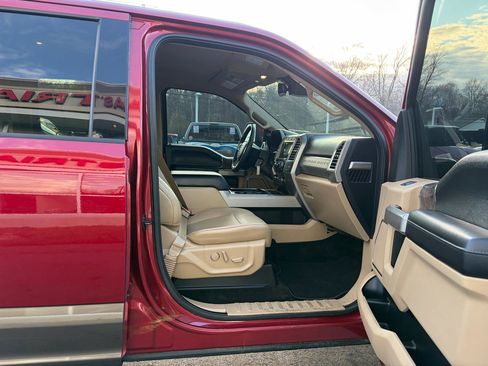 Used 2017 Ford F250 Lariat w/ Tow Technology Bundle image 45