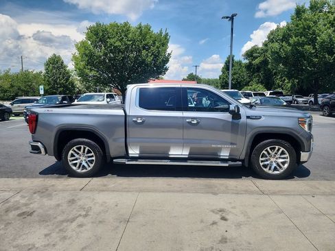 Certified 2022 GMC Sierra 1500 SLT w/ SLT Premium Plus Package AWD/4WD image 9