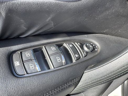 Used 2022 Nissan Armada SL image 15