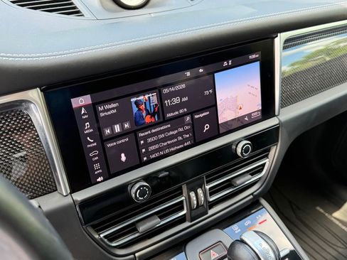 Certified 2023 Porsche Macan GTS AWD/4WD image 13