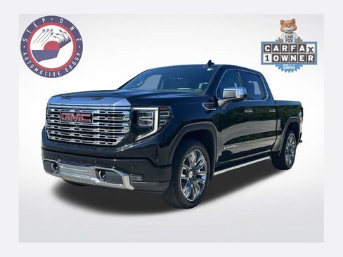 Used 2023 GMC Sierra 1500 Denali w/ Denali Reserve Package AWD/4WD image 1