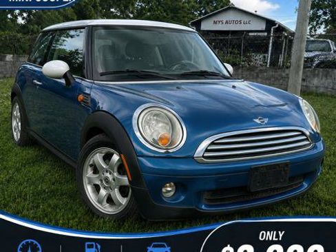 Used 2006 MINI Cooper Hardtop FWD image 1