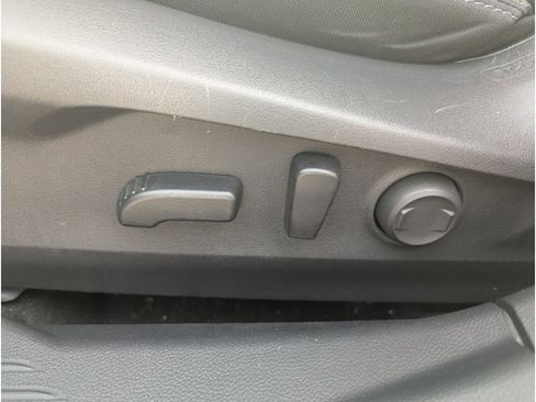 Used 2022 Subaru Outback Premium AWD/4WD image 16