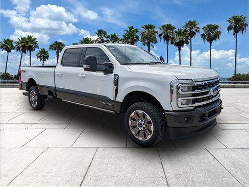 Used 2024 Ford F350 King Ranch AWD/4WD image 2