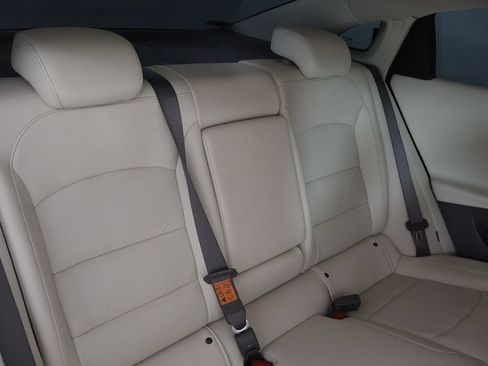 Used 2024 Chevrolet Malibu LT FWD image 34