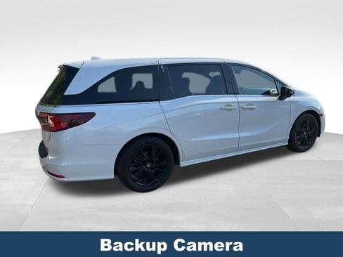Used 2023 Honda Odyssey Sport image 6