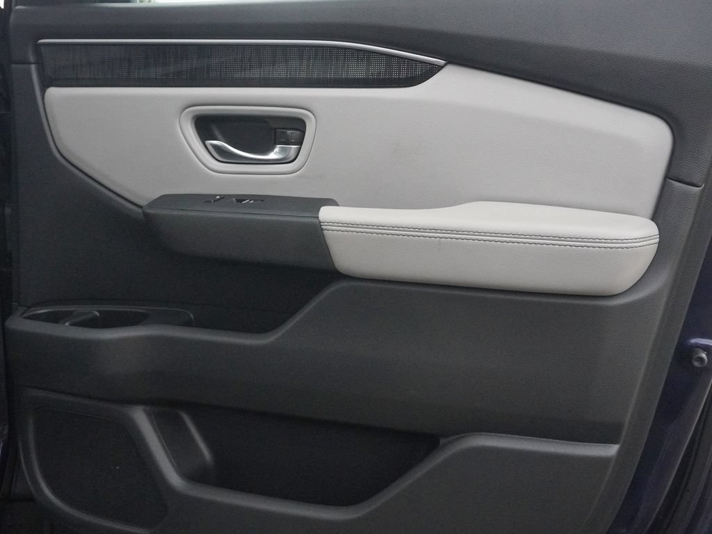 Used 2023 Honda Pilot Elite image 28
