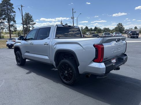 Used 2025 Toyota Tundra Limited AWD/4WD image 5