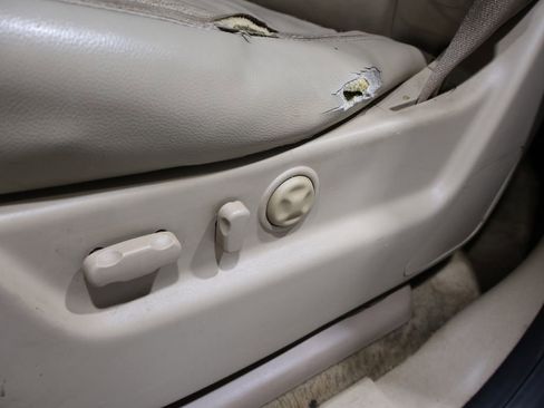 Used 2007 GMC Yukon SLT w/ SLT Preferred Equipment Group image 18