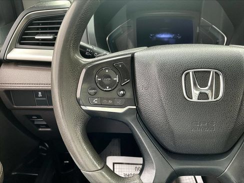 Used 2018 Honda Odyssey LX image 10