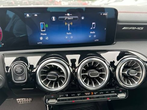 Used 2025 Mercedes-Benz CLA 35 AMG 4MATIC image 26