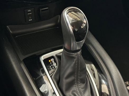Used 2018 Nissan Rogue Sport S AWD/4WD image 21