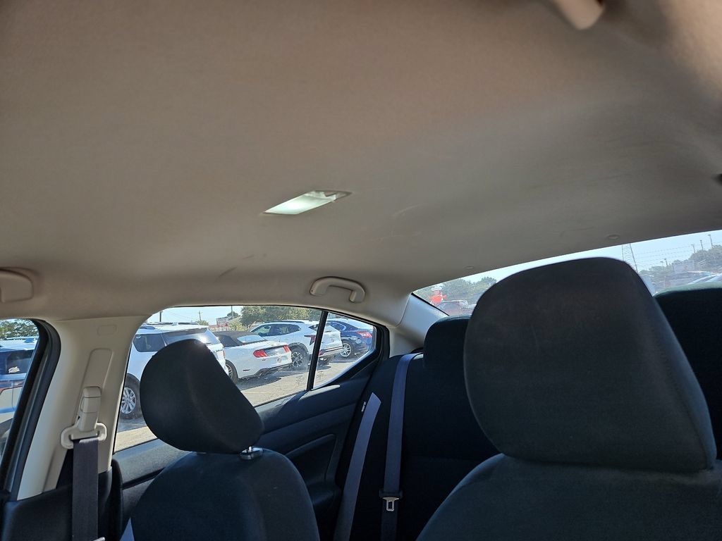 Used 2025 Nissan Versa S FWD image 19