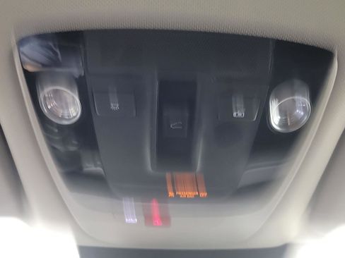 Used 2025 Kia Sorento EX w/ Panoramic Sunroof Package image 35