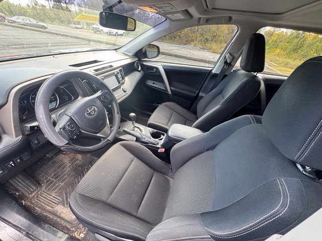 Used 2013 Toyota RAV4 XLE AWD/4WD image 14
