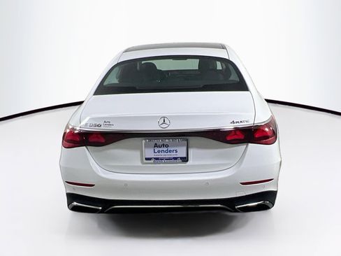 Used 2024 Mercedes-Benz E 350 4MATIC Sedan image 6