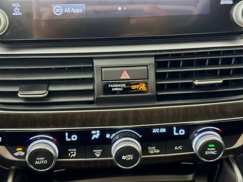 Used 2020 Honda Accord EX-L image 17
