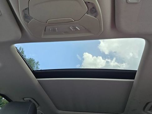 Used 2017 Ford Escape SE AWD/4WD image 18