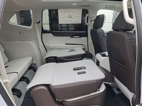 New 2026 GMC Acadia Denali image 50