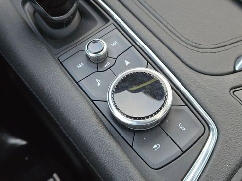 Used 2023 Cadillac XT5 Sportv w/ Technology Package image 30