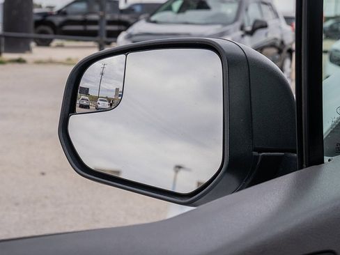 Used 2022 Ford Transit Connect XL image 33