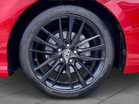 Used 2021 Toyota Camry XSE image 12