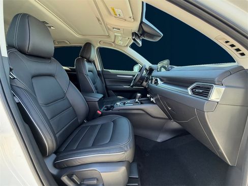 New 2025 MAZDA CX-5 AWD 2.5 S w/ Preferred Package image 17