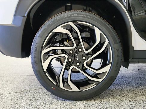 New 2026 Chevrolet TrailBlazer RS w/ Convenience Package AWD/4WD image 13