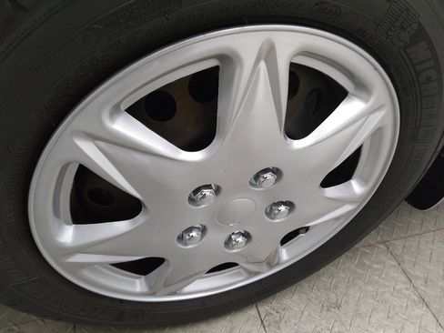 Used 2014 Nissan Versa Note SV w/ Convenience Package image 31