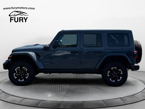 Used 2024 Jeep Wrangler Unlimited Rubicon 4xe AWD/4WD image 7