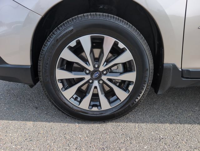 Used 2017 Subaru Outback 3.6R Limited AWD/4WD image 30