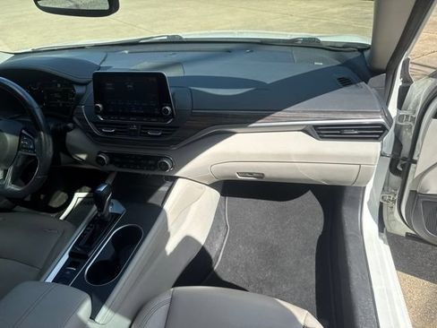 Used 2019 Nissan Altima 2.5 Platinum AWD/4WD image 29
