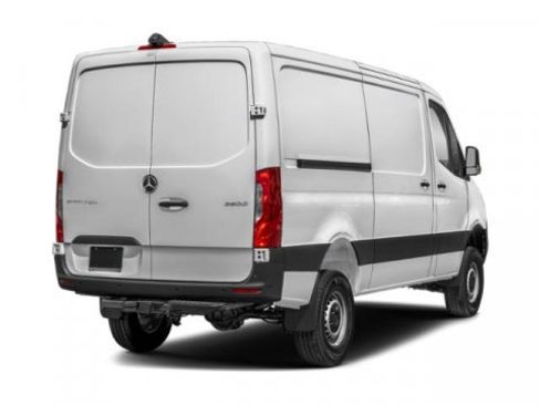 Used 2023 Mercedes-Benz Sprinter 2500 image 2