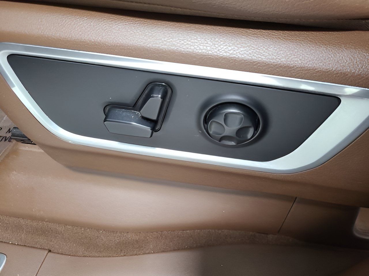 Used 2020 RAM 1500 Laramie AWD/4WD image 21