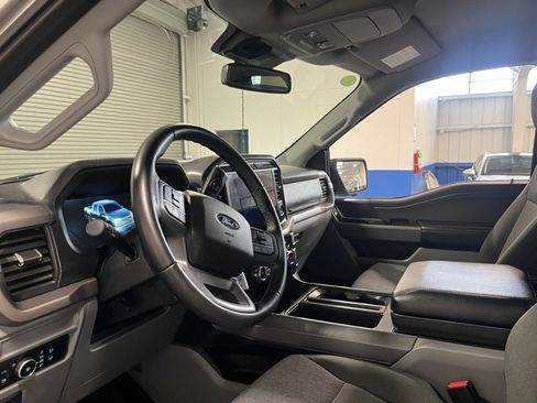 Used 2024 Ford F150 XLT w/ Mobile Office Package image 23
