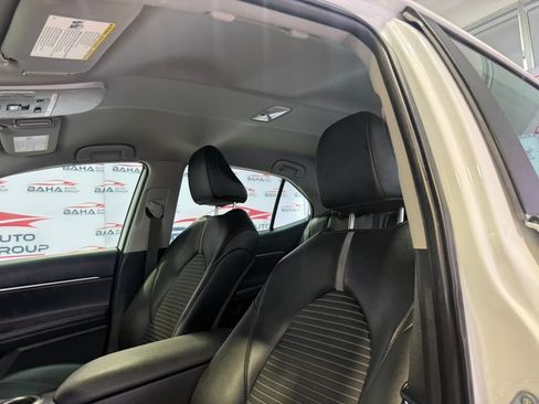 Used 2023 Toyota Camry SE FWD image 19