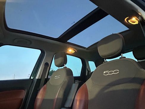 Used 2014 FIAT 500L Trekking w/ Popular Equipment Group image 7