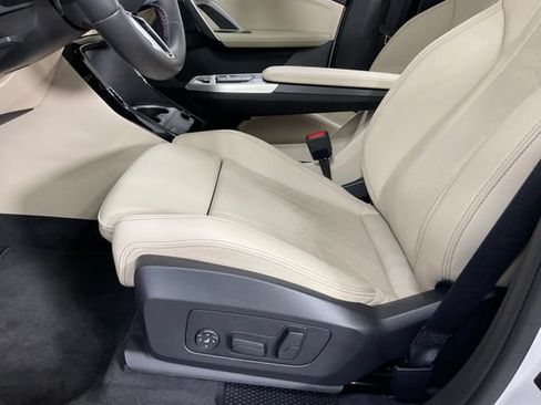 Used 2025 BMW X1 M35i w/ Premium Package AWD/4WD image 28