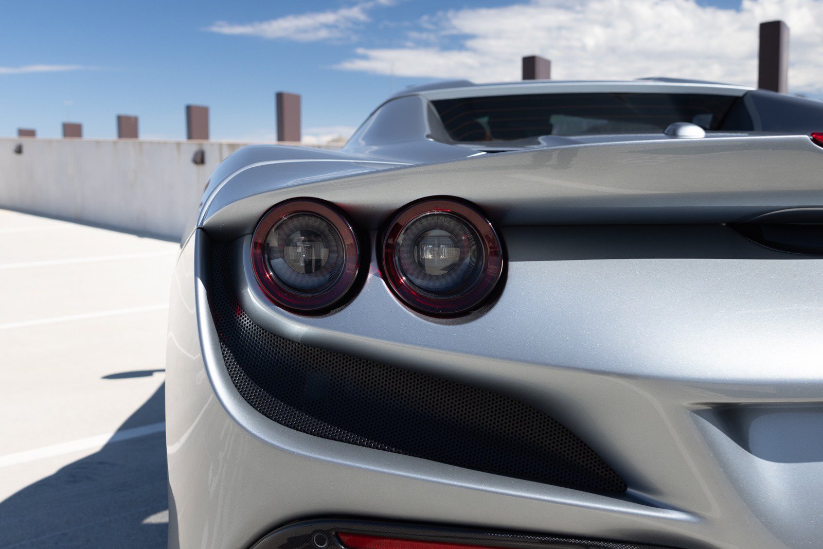 Used 2021 Ferrari F8 Tributo RWD image 39