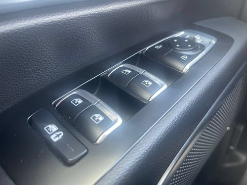Used 2022 Kia Telluride SX w/ SX Prestige Package AWD/4WD image 16