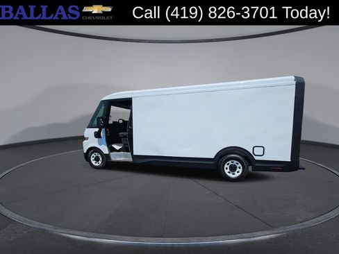 Used 2024 Chevrolet Brightdrop 600 AWD/4WD image 6