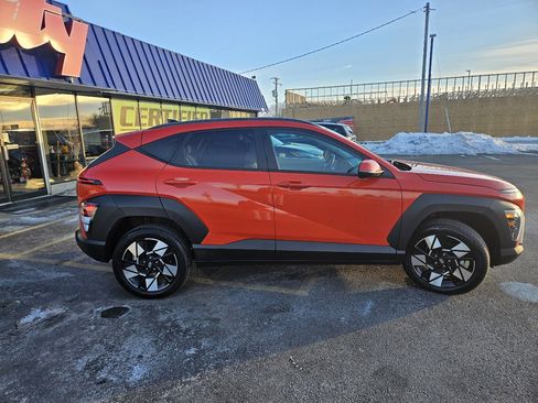 Used 2025 Hyundai Kona SEL image 6