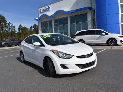 Used 2013 Hyundai Elantra GLS image 1