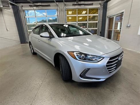 Used 2018 Hyundai Elantra Value Edition w/ Cargo Package FWD image 7