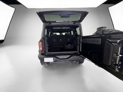 Used 2024 Ford Bronco Badlands AWD/4WD image 7