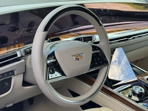 New 2025 Cadillac Escalade Sport Platinum image 15